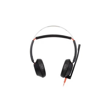 Kellemes viselet<br>A Blackwire 5200 sorozat illik a mozgalmas munkanapokhoz. Ergonomikus kialakítás a hosszan tartó kényelemért. A könnyen használható csatlakozási lehetőségekkel a nap folyamán különféle eszközökön dolgozhat.