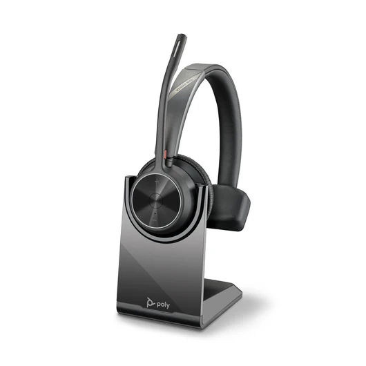Kevesebb kábel. Kevesebb költség.<br>Alkalmazottainak nem kell többé az asztaluknál dolgozniuk a belépő szintű vezeték nélküli Bluetooth-headsettel. Bemutatjuk a Voyager 4300 UC sorozatot. Minden benne van, amire a csapatainak szüksége lehet ahhoz, 