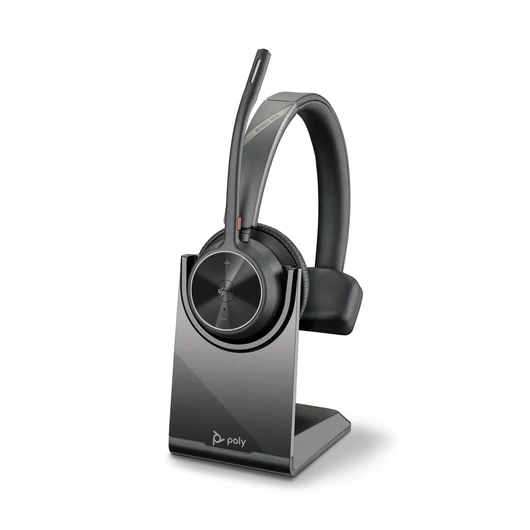 Kevesebb kábel. Kevesebb költség.<br>Alkalmazottainak nem kell többé az asztaluknál dolgozniuk a belépő szintű vezeték nélküli Bluetooth-headsettel. Bemutatjuk a Voyager 4300 UC sorozatot. Minden benne van, amire a csapatainak szüksége lehet ahhoz, 