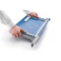 Kép 10/10 - DAHLE Papírvágó 533, A4, 15 lap (80gr) - (Practical guillotine for cutting precision)